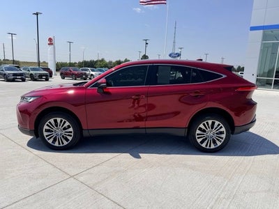 2022 Toyota Venza XLE