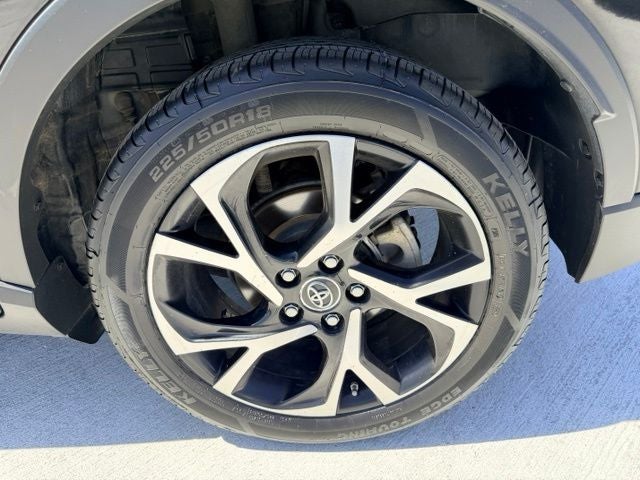 2018 Toyota C-HR XLE Premium